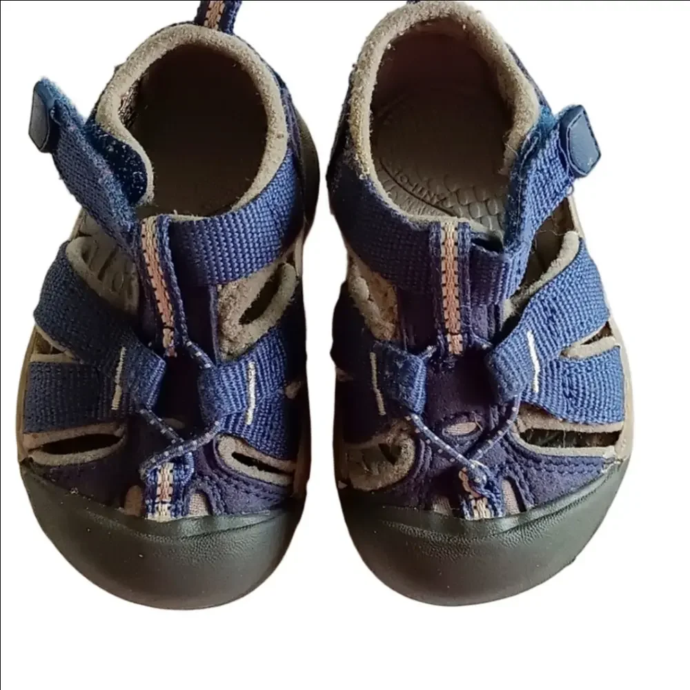 Keens Unisex Kids Blue & Yellow Outdoor Water Shoe Sandals Rubber Sole 4